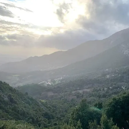 Maison De Charme, Entre Mer Et Montagne. Apartamento