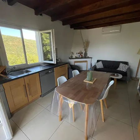 Holiday home Maison De Charme Entre Et Montagne